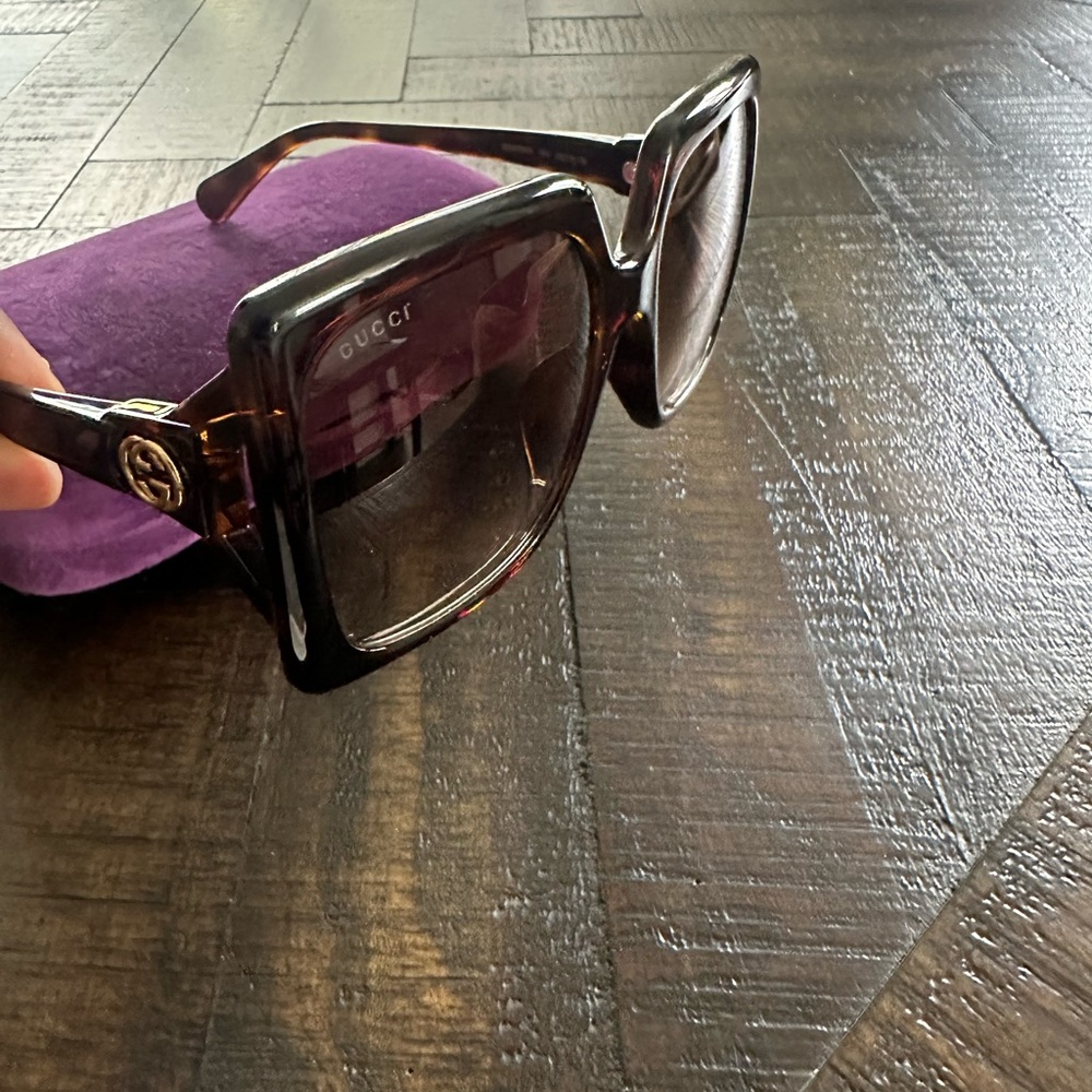 Gucci sunglasses